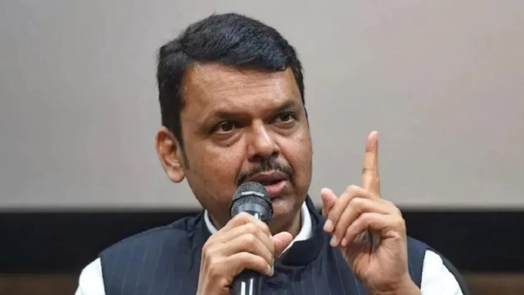 फडणवीसांनी स्थानिक स्वराज्य संस्थांच्या निवडणुकीचं रणशिंग फुंकलं