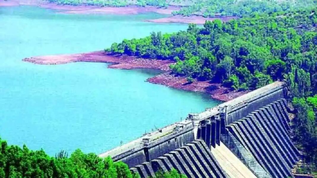 कोयना धरणात २२ टक्के समाधानकारक जलसाठा, कोयना शिवसागराच्या जलवर्षास प्रारंभ