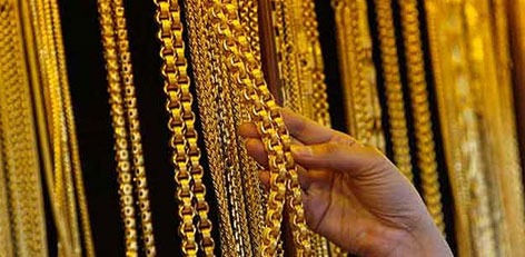 सोनं नरमलं! आठवडाभरापासून सातत्यानं घसरण